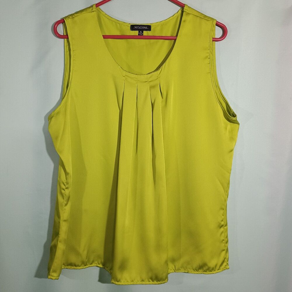 Light Green Sleeveless Blouse Pleated Front Lightweight Flowy Tank Top